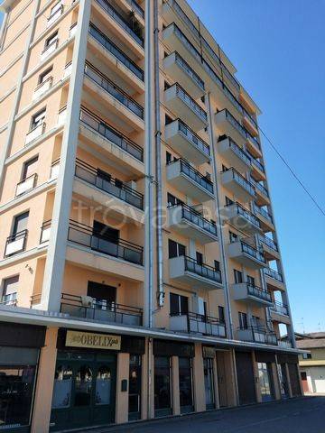 appartamento in vendita ad Oggiona con Santo Stefano in zona Santo Stefano