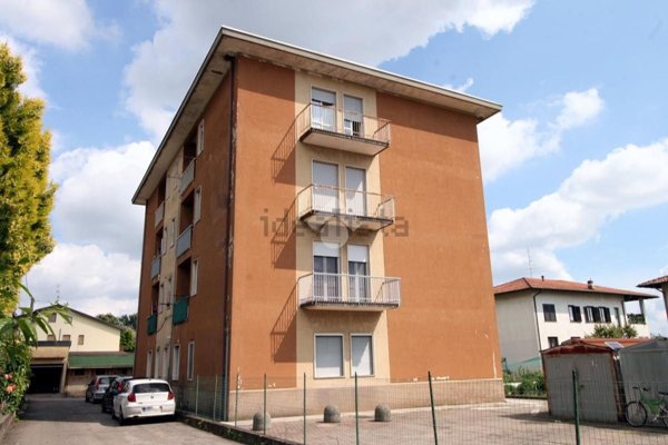 appartamento in vendita ad Oggiona con Santo Stefano