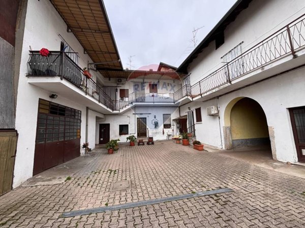 casa indipendente in vendita ad Oggiona con Santo Stefano