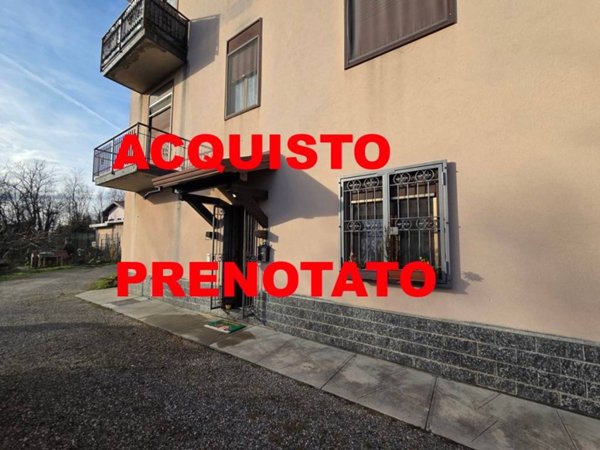 appartamento in vendita ad Oggiona con Santo Stefano