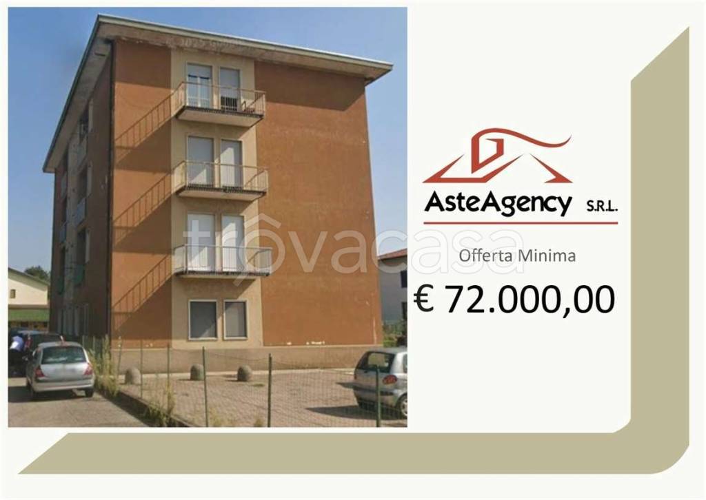 appartamento in vendita ad Oggiona con Santo Stefano in zona Santo Stefano