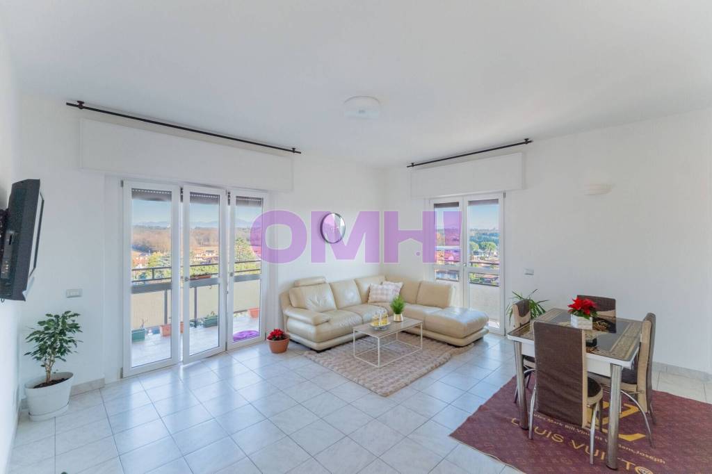 appartamento in vendita ad Oggiona con Santo Stefano in zona Santo Stefano