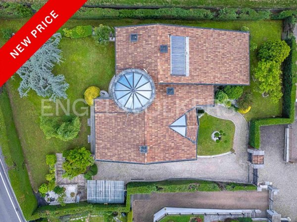 casa indipendente in vendita ad Oggiona con Santo Stefano in zona Santo Stefano