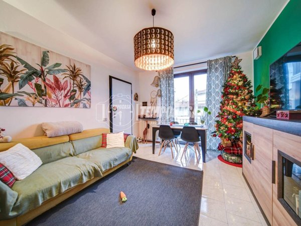 appartamento in vendita ad Oggiona con Santo Stefano