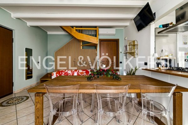 appartamento in vendita ad Oggiona con Santo Stefano