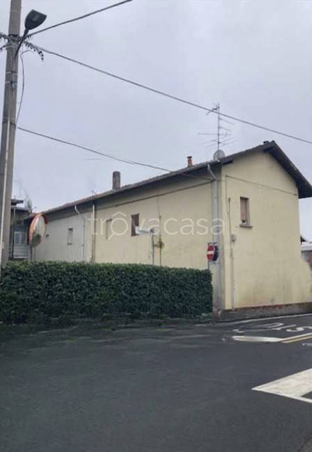 appartamento in vendita ad Oggiona con Santo Stefano