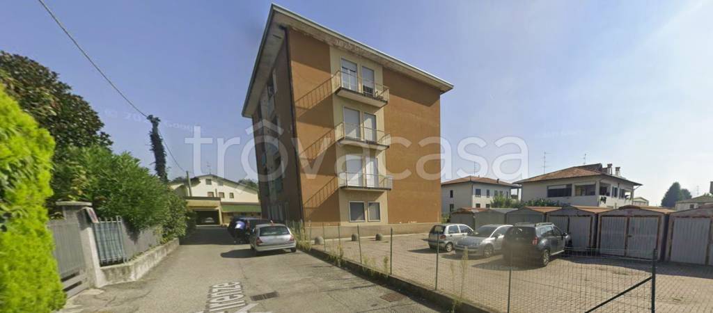 appartamento in vendita ad Oggiona con Santo Stefano