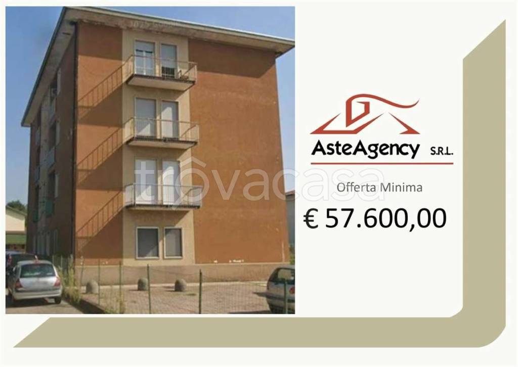 appartamento in vendita ad Oggiona con Santo Stefano in zona Santo Stefano