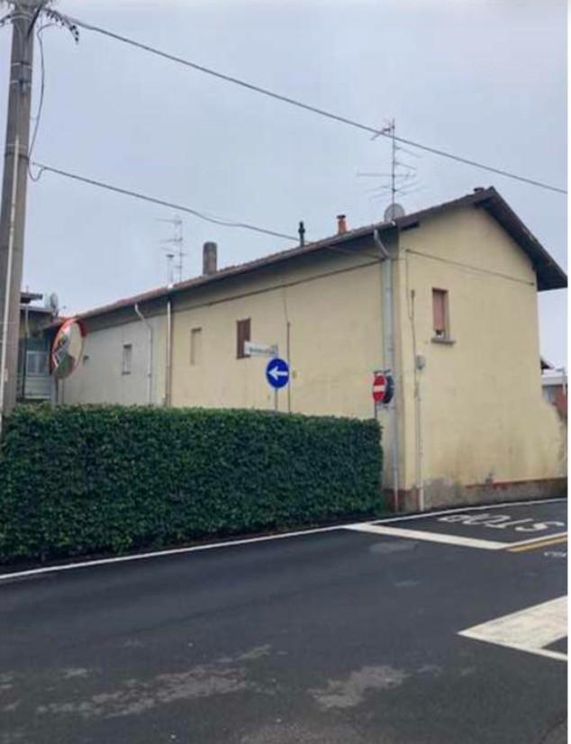 appartamento in vendita ad Oggiona con Santo Stefano