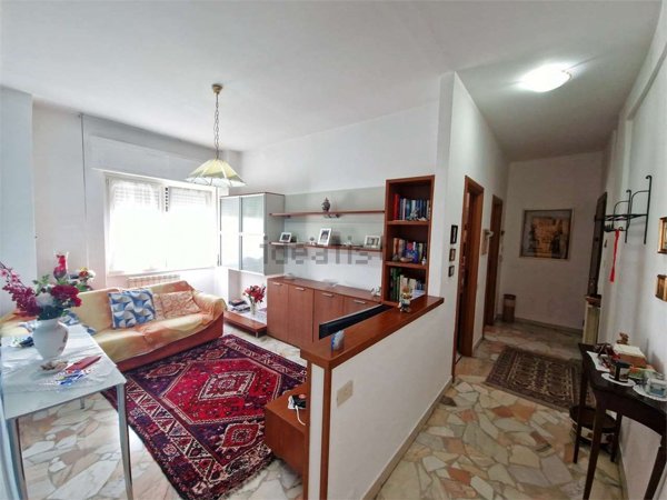 appartamento in vendita ad Oggiona con Santo Stefano
