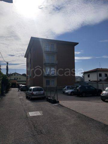 appartamento in vendita ad Oggiona con Santo Stefano in zona Santo Stefano