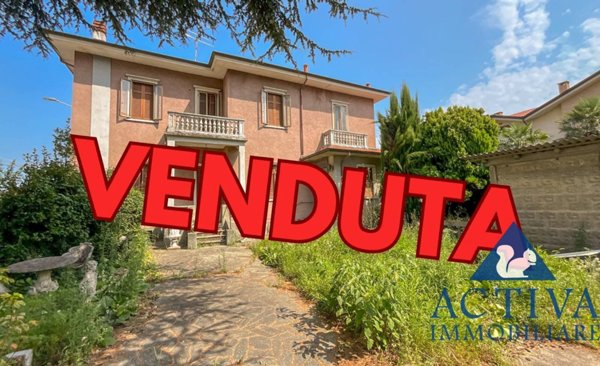 casa indipendente in vendita ad Olgiate Olona
