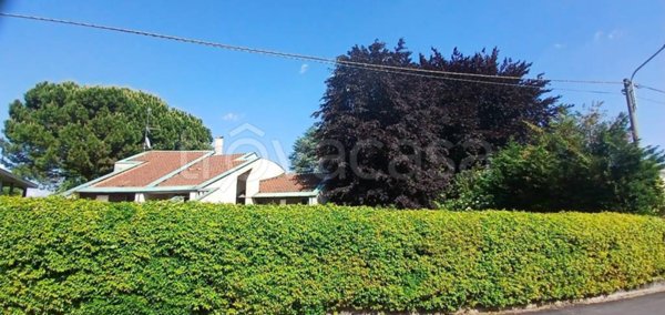 casa indipendente in vendita ad Olgiate Olona
