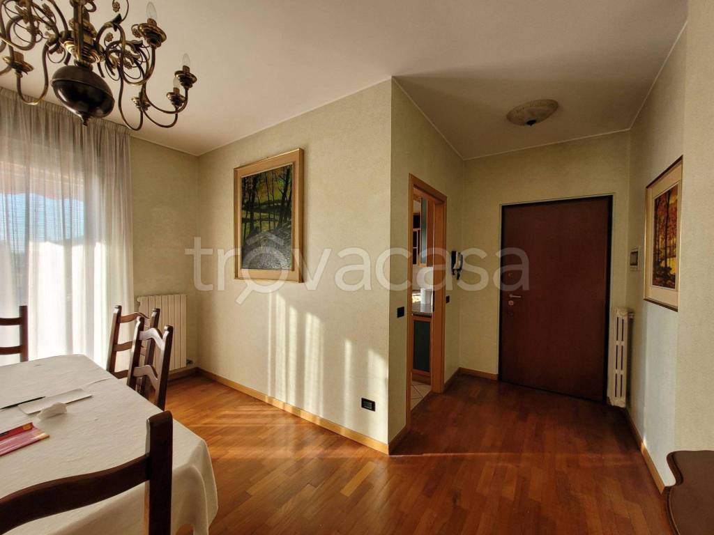 appartamento in vendita ad Olgiate Olona