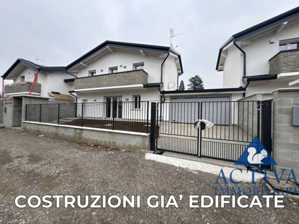 casa indipendente in vendita ad Olgiate Olona