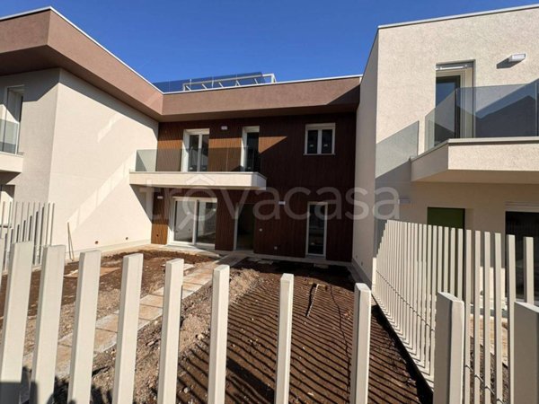 casa indipendente in vendita ad Olgiate Olona
