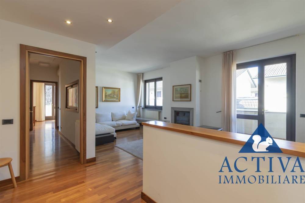 casa indipendente in vendita ad Olgiate Olona