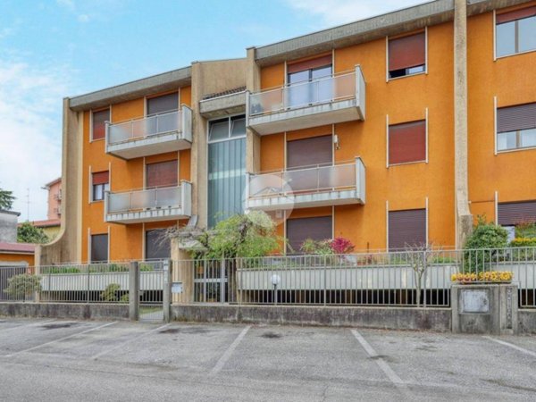 appartamento in vendita ad Olgiate Olona