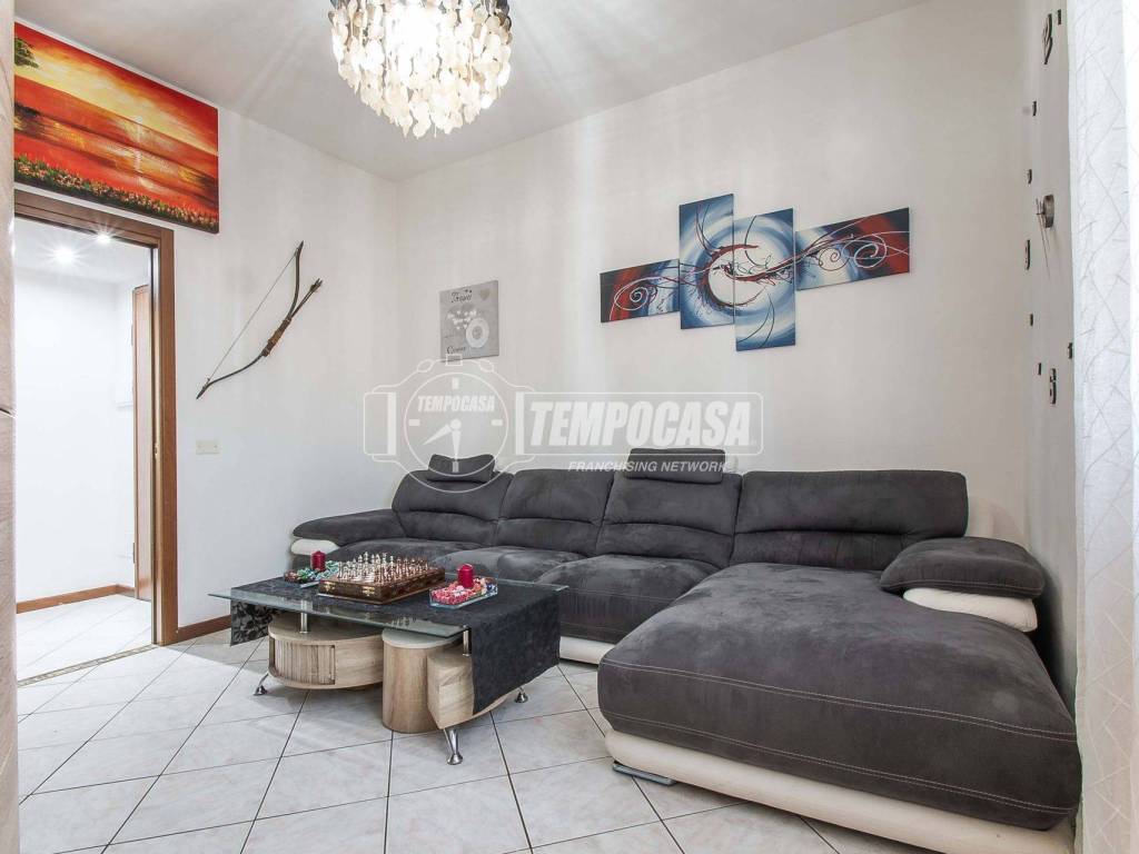 appartamento in vendita ad Olgiate Olona