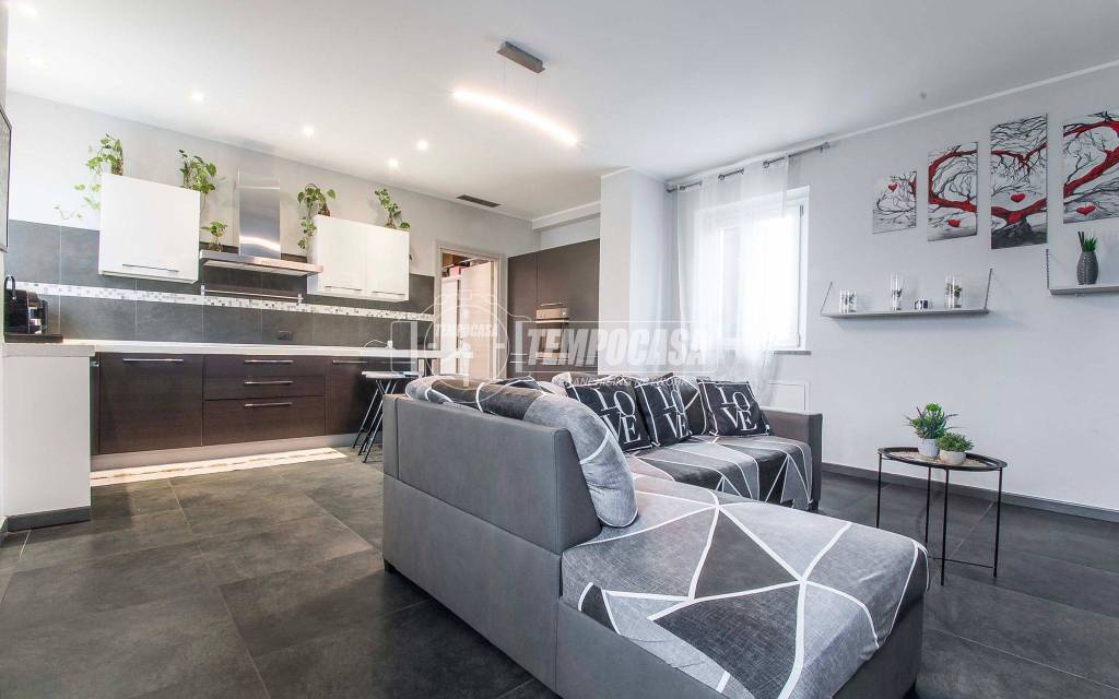 appartamento in vendita ad Olgiate Olona