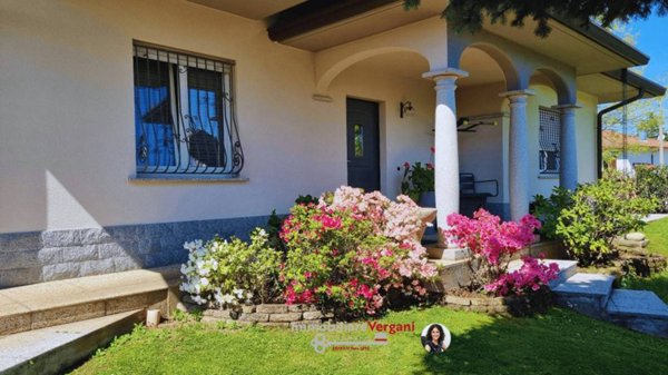 casa indipendente in vendita ad Olgiate Olona