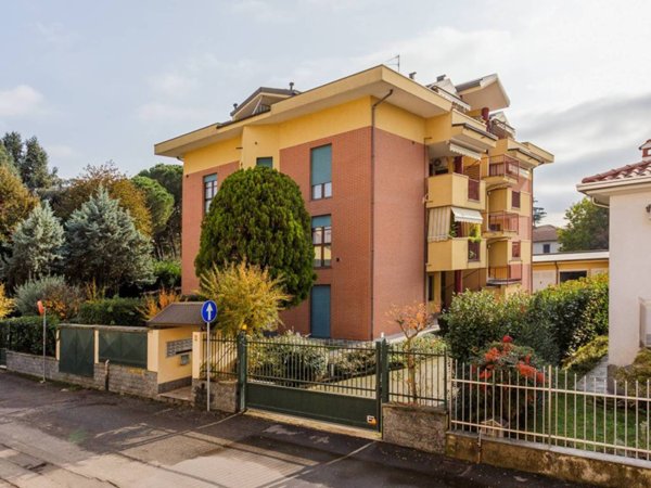 appartamento in vendita ad Olgiate Olona