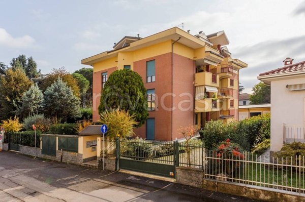 appartamento in vendita ad Olgiate Olona