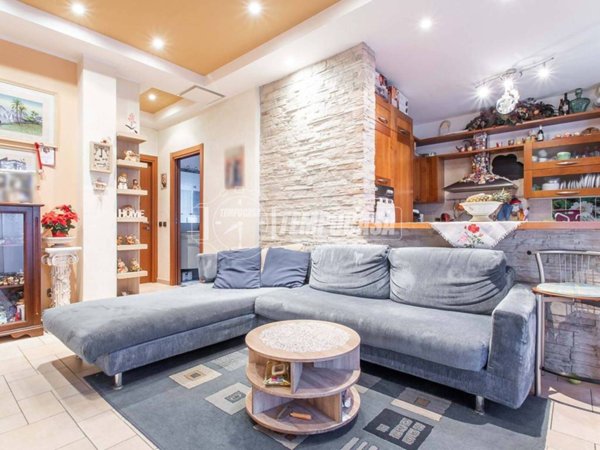 appartamento in vendita ad Olgiate Olona