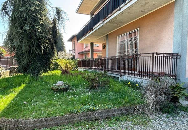appartamento in vendita ad Olgiate Olona