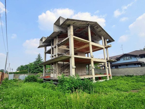 casa indipendente in vendita ad Olgiate Olona