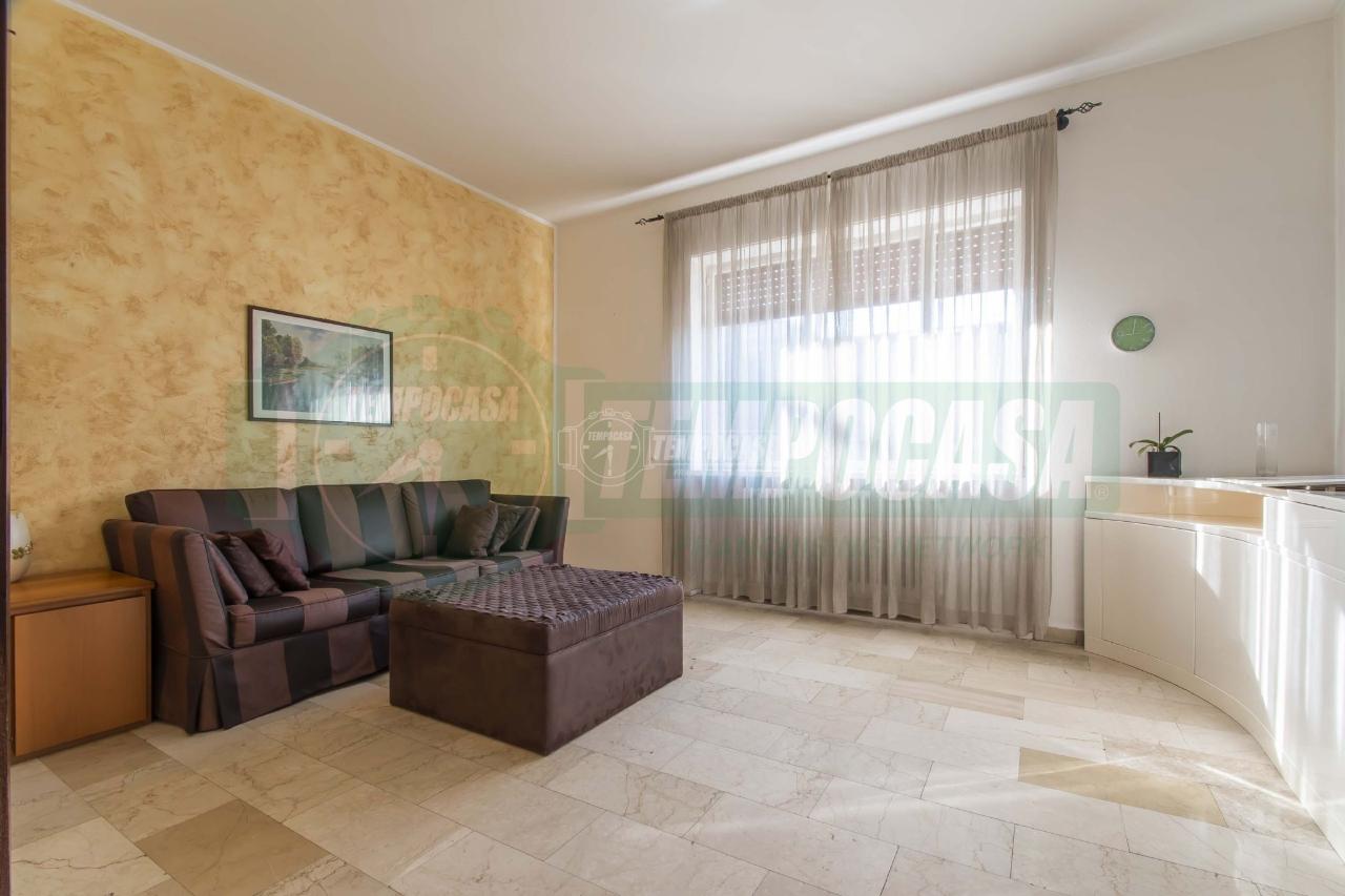 appartamento in vendita ad Olgiate Olona