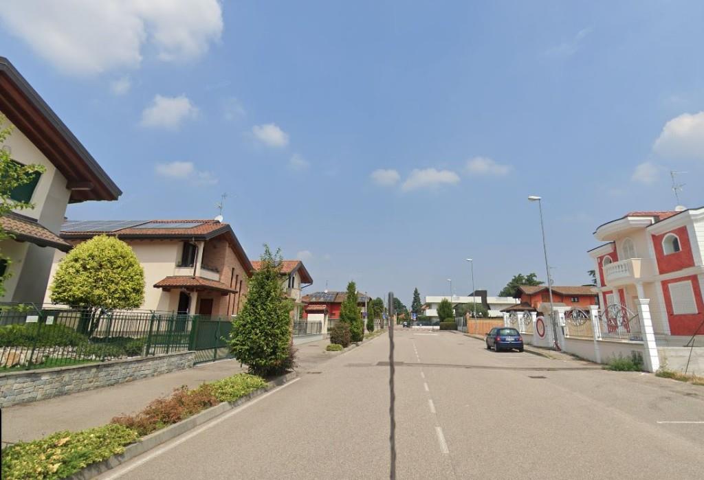 casa indipendente in vendita ad Olgiate Olona