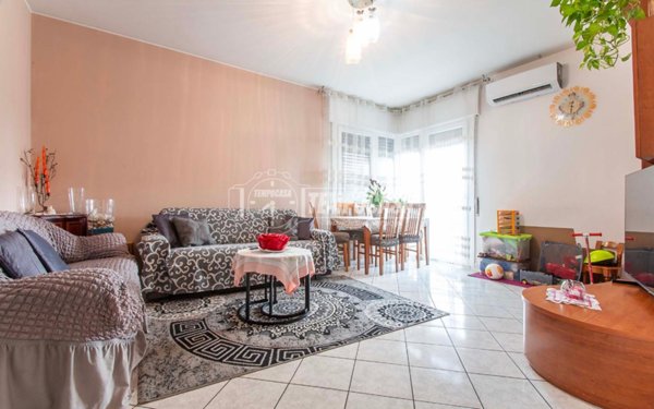 appartamento in vendita ad Olgiate Olona