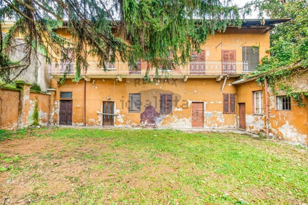 quadrivano in vendita ad Olgiate Olona