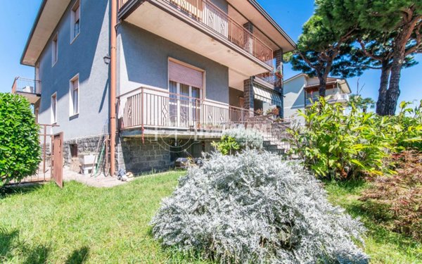 casa indipendente in vendita ad Olgiate Olona