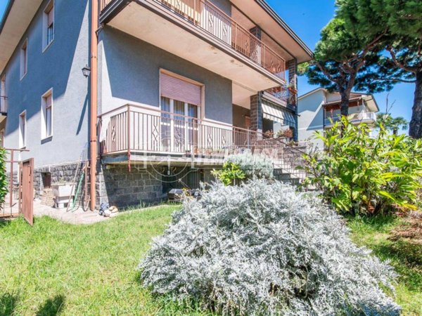 casa indipendente in vendita ad Olgiate Olona