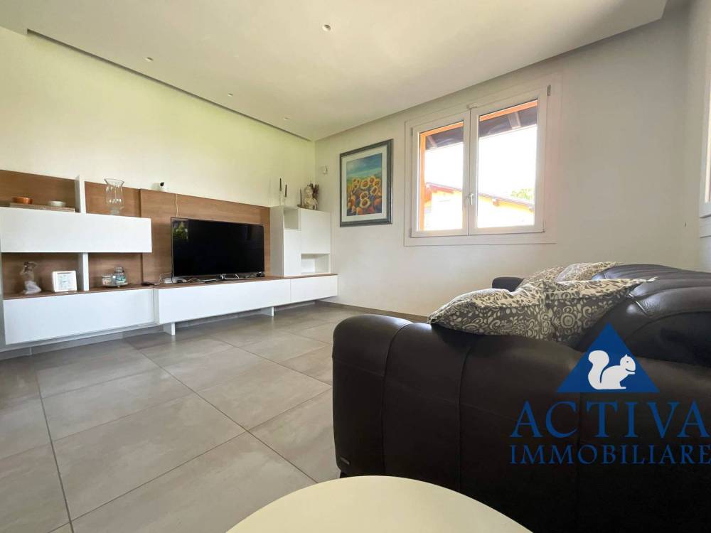 casa indipendente in vendita ad Olgiate Olona