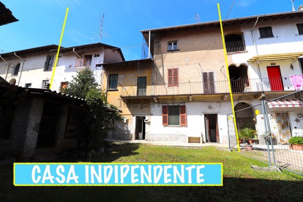 casa indipendente in vendita ad Olgiate Olona