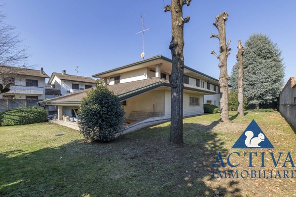 casa indipendente in vendita ad Olgiate Olona