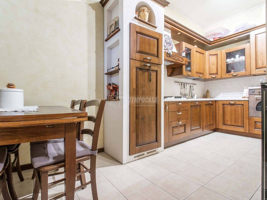 appartamento in vendita ad Olgiate Olona