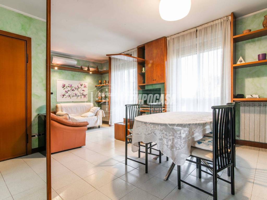 appartamento in vendita ad Olgiate Olona