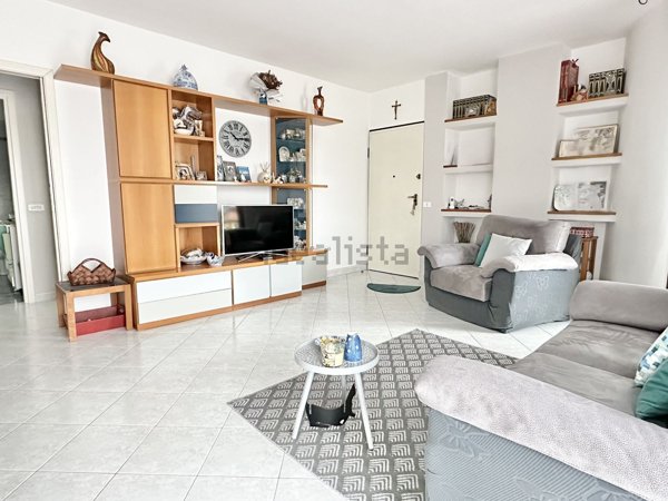 appartamento in vendita ad Olgiate Olona