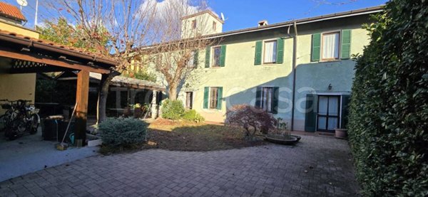 casa indipendente in vendita ad Olgiate Olona