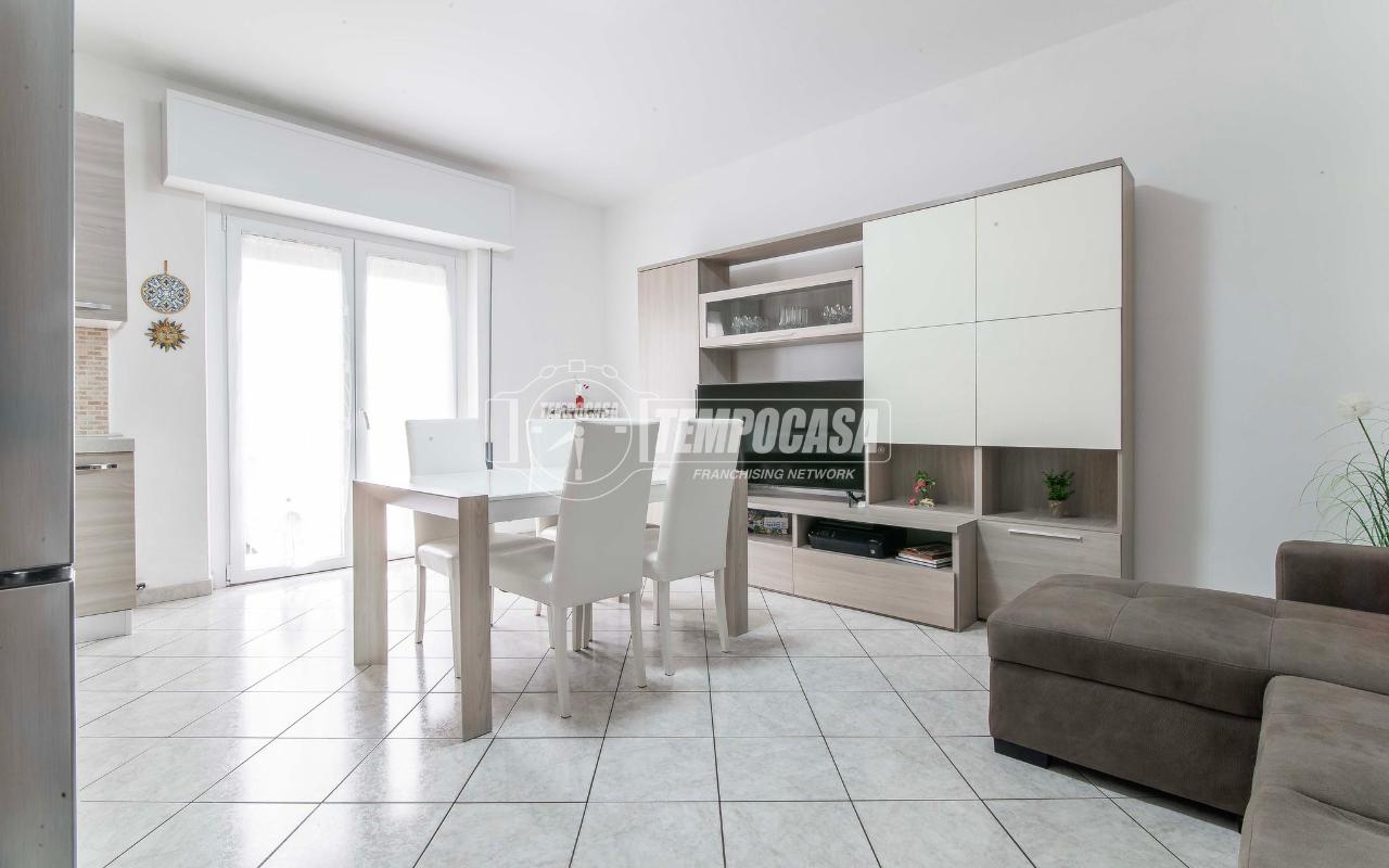 appartamento in vendita ad Olgiate Olona