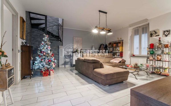 appartamento in vendita ad Olgiate Olona