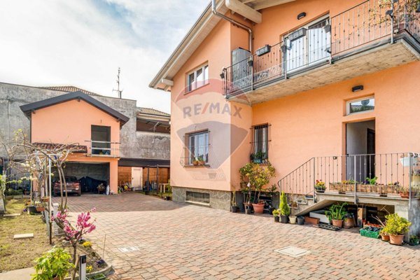 casa indipendente in vendita ad Olgiate Olona