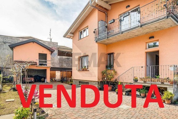 casa indipendente in vendita ad Olgiate Olona