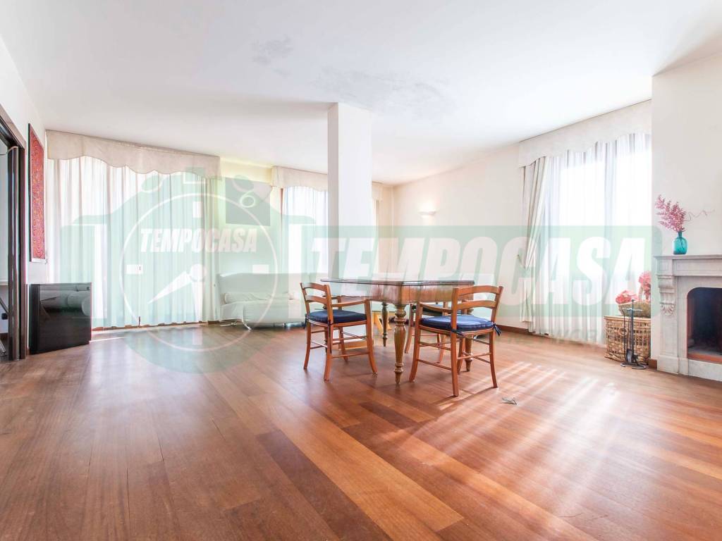 appartamento in vendita ad Olgiate Olona