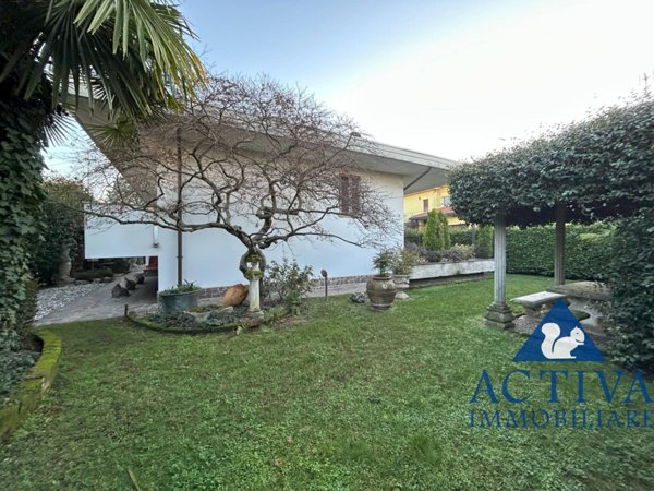 casa indipendente in vendita ad Olgiate Olona