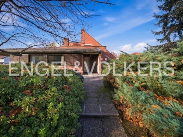 casa indipendente in vendita ad Olgiate Olona